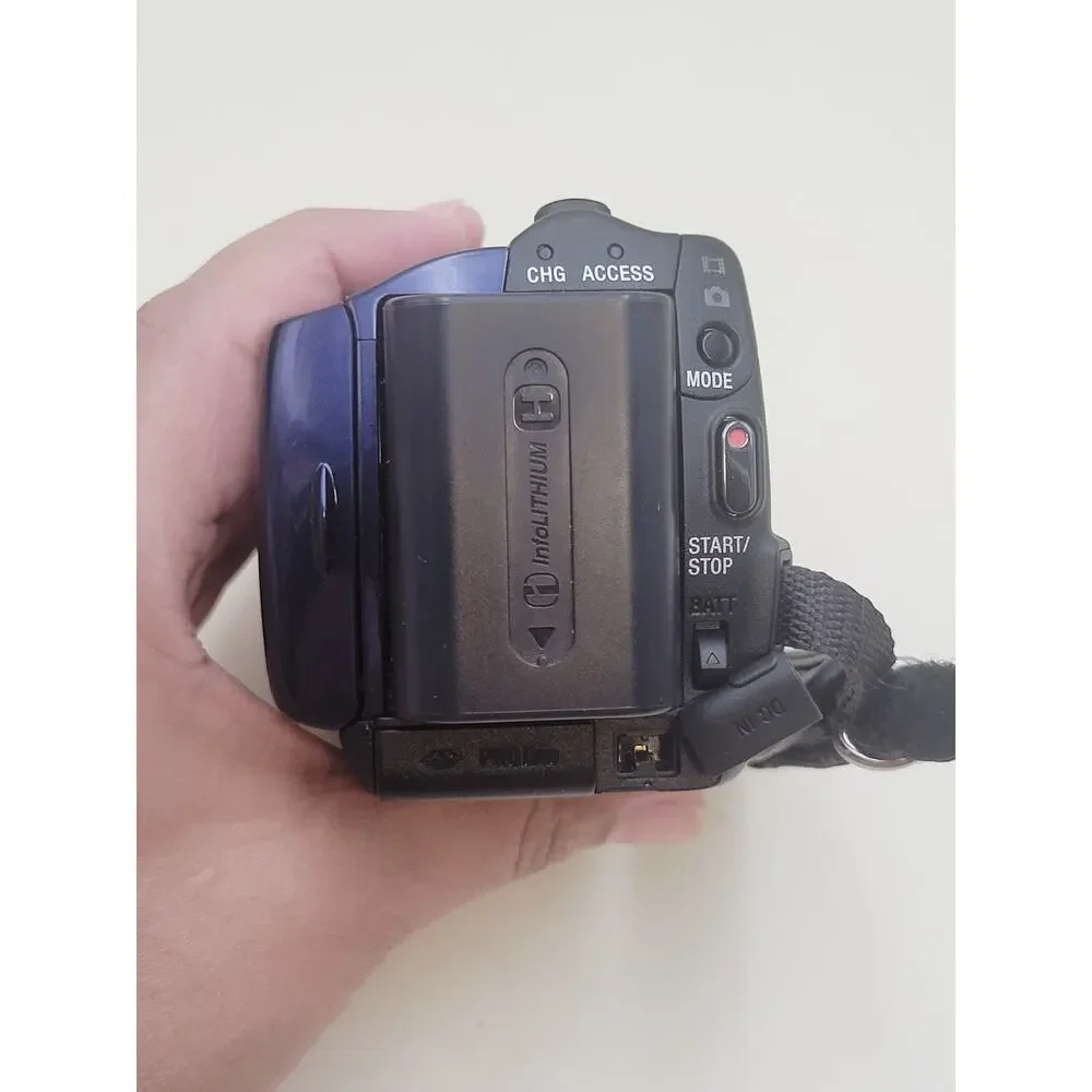 BLUE Sony Handycam DCR-SR47 60GB Video Digital Camcorder W/ Batteries AC Adapter
